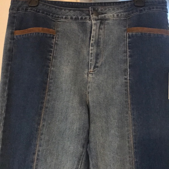 Chrysanthemum Flare Jeans - Picture 2 of 8